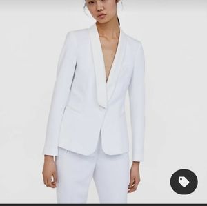 NEW Zara tuxedo blazer.